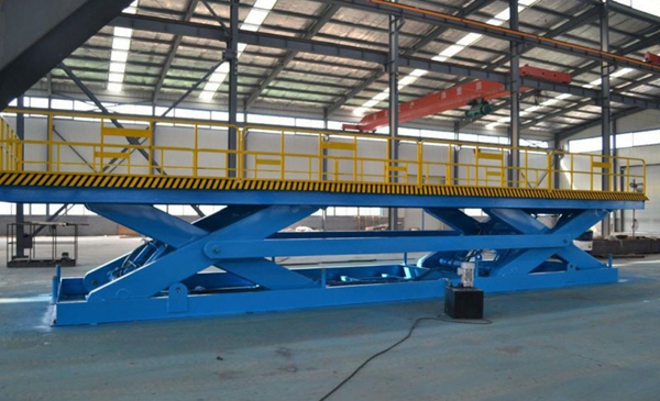 通過幾個小細(xì)節(jié)維護液壓升降機 液壓升降機